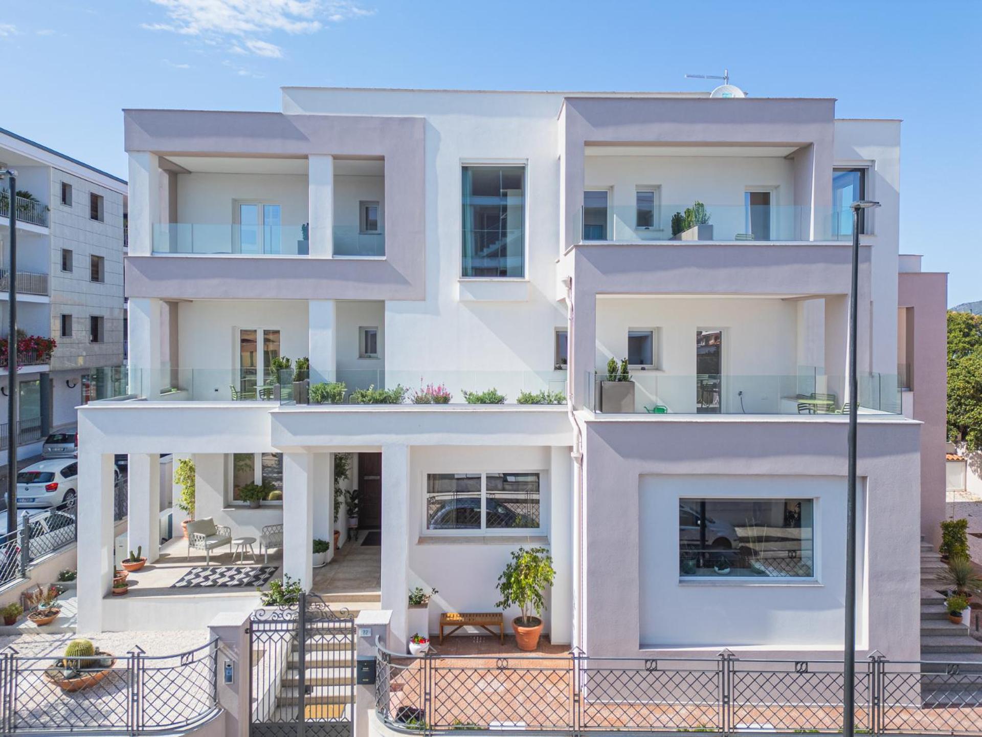 Casa Ameri Affittacamere Ольбия Экстерьер фото